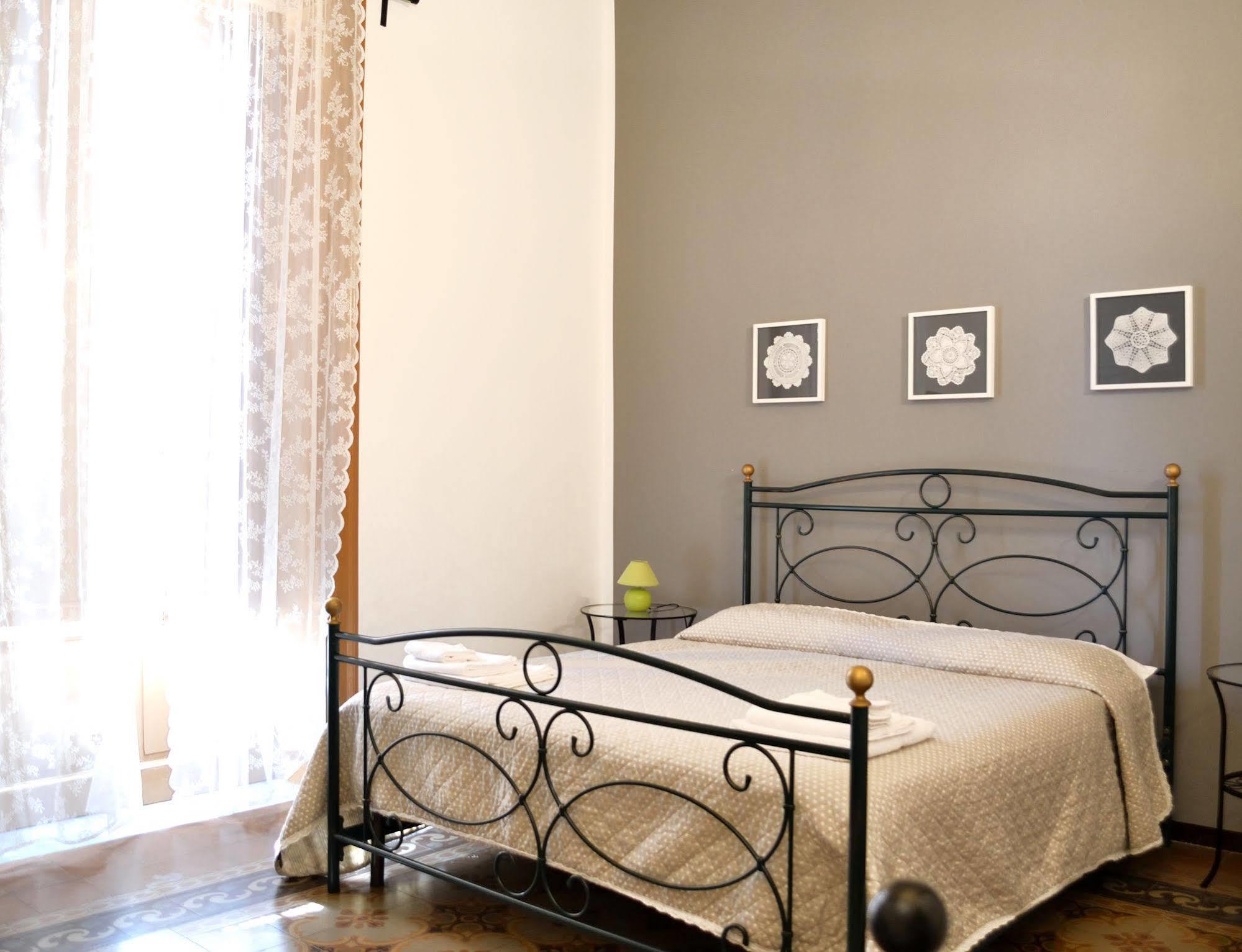 Residenza Di Maggio Bed & Breakfast Palermo Ngoại thất bức ảnh