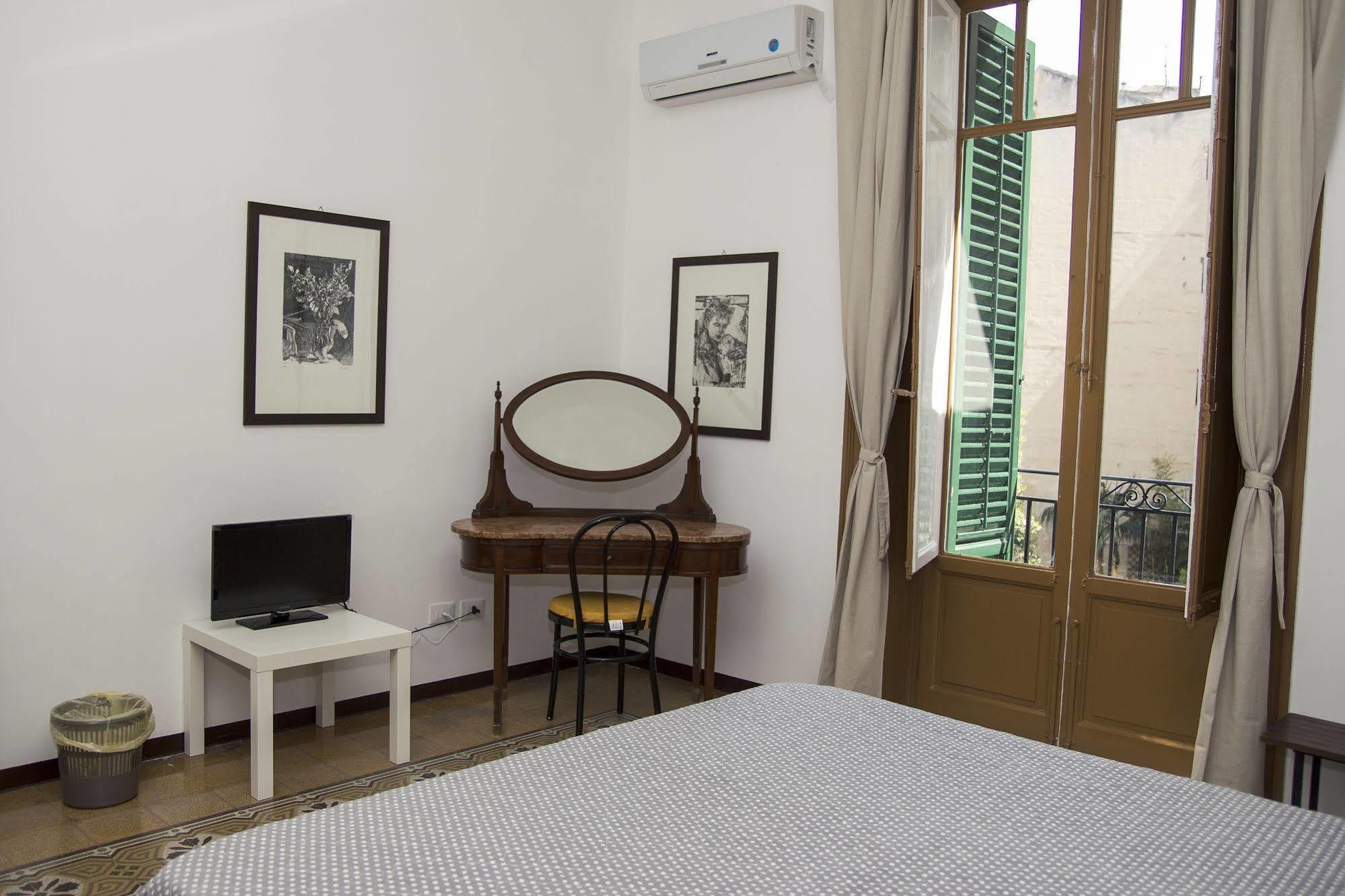 Residenza Di Maggio Bed & Breakfast Palermo Ngoại thất bức ảnh